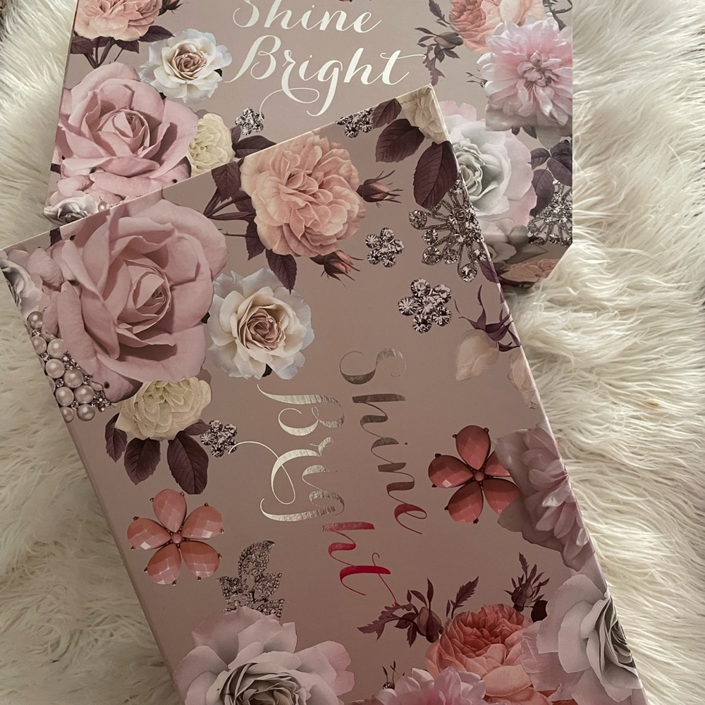 6 bridesmaid gift boxes